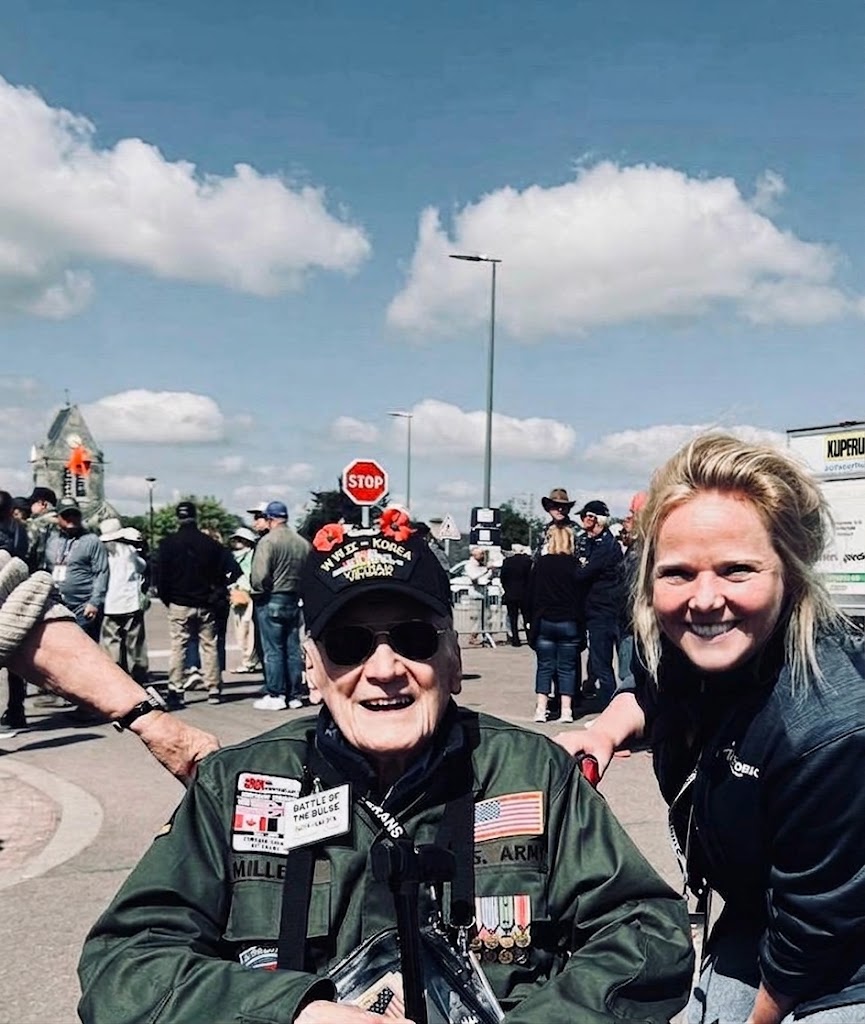 Susan with an American veteran during the D-Day Tours