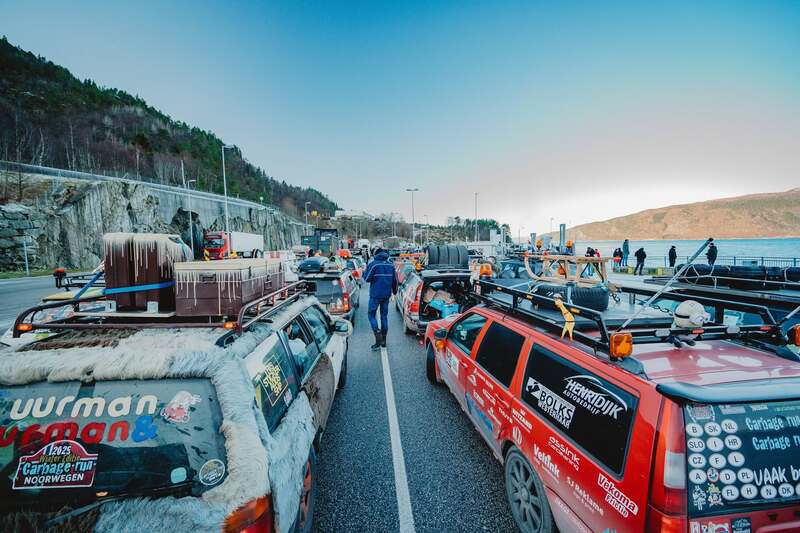 Decorated participant cars on the route